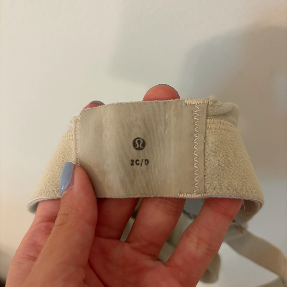 Lululemon In Alignment Straight-Strap Bra *Light Support C/D Cup - Picture 6 of 6